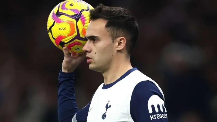 Messi chính thức có đồng đội mới từ Ngoại hạng Anh!