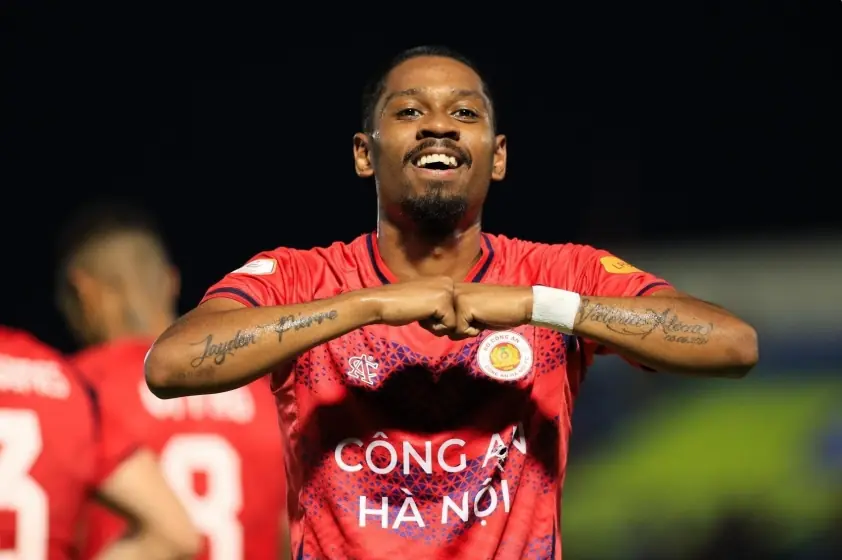 Tại sao cầu thủ Việt kiều vẫn chưa giành QBV Việt Nam?