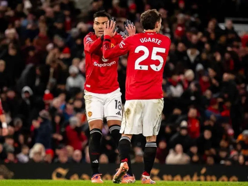 Napoli nhắm đến tiền vệ MU thay vì Mainoo ngay tháng 1 này