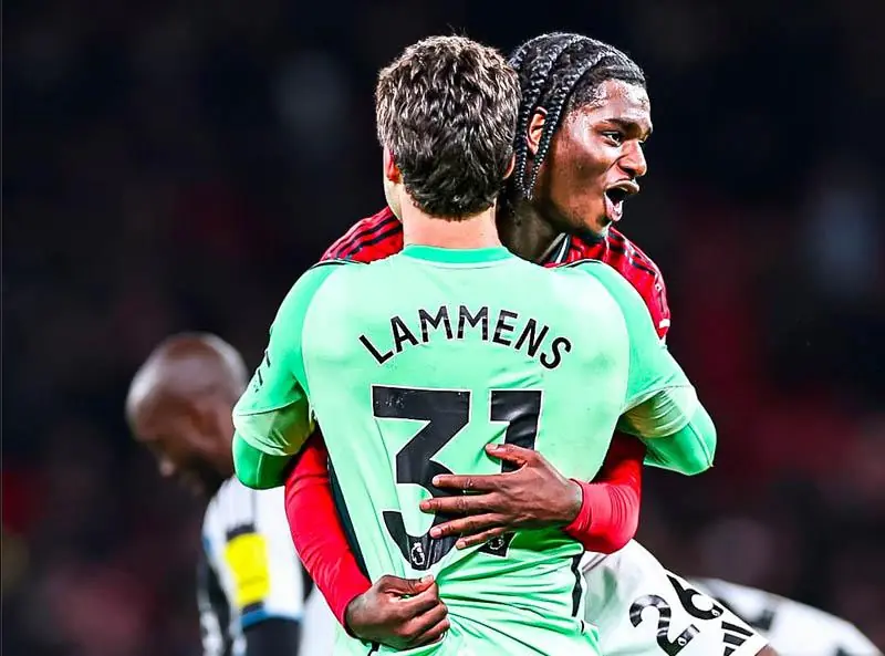 Ferdinand: ‘MU cuối cùng đã tìm được chốt chặn an toàn’