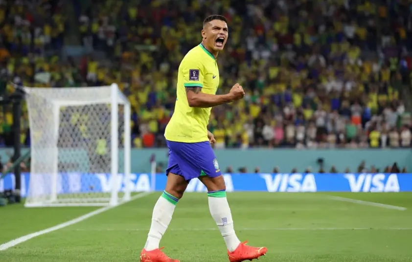 Thiago Silva chính thức trở lại đội bóng lớn châu Âu