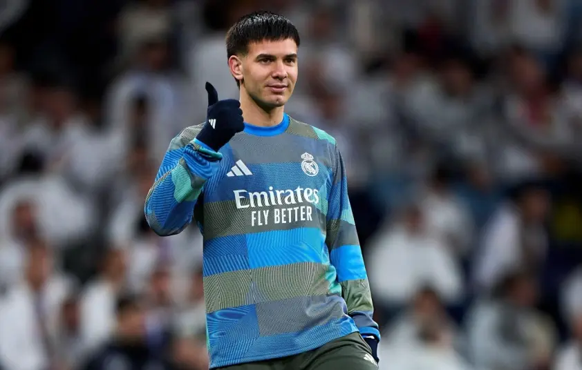 Chuyển nhượng 30/12: Man City đón tân binh đầu tiên; Real chốt tương lai ‘tiểu Messi’