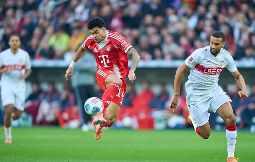 Ngôi sao Nam Mỹ vượt Messi, Ronaldo để giành giải thưởng cao quý