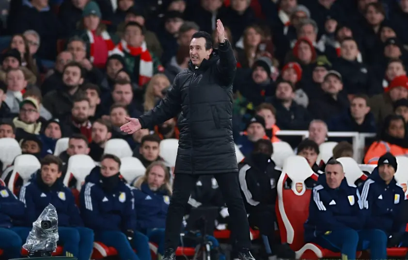 HLV Tây Ban Nha bác tin bỏ rơi Mikel Arteta