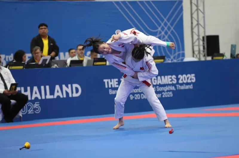 HLV Ancelotti chỉ ra người có thể ngăn cản Arsenal tiến xa