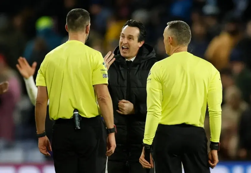 Aston Villa hụt hơi, gây thất vọng trong cuộc đua Ngoại hạng Anh