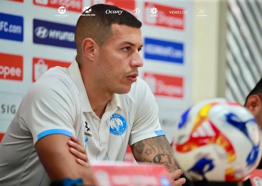 HLV Bồ Đào Nha cập nhật tình hình Xuân Sơn mới nhất