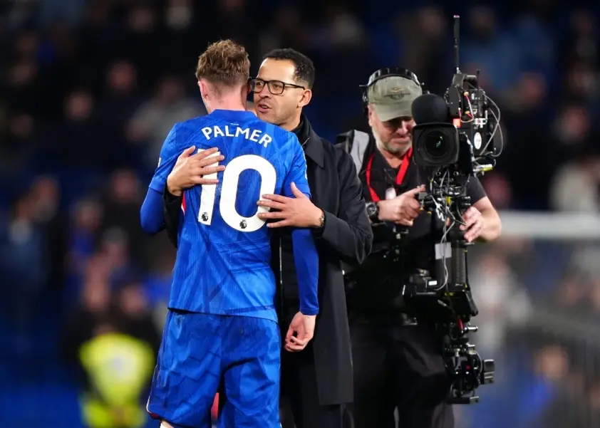 HLV Chelsea lên tiếng thẳng thừng về vụ Palmer sang MU