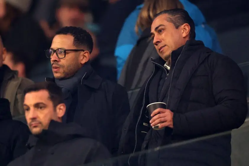 Giáo đầu tiên của tân HLV Chelsea: cú sốc trước khi ra mắt