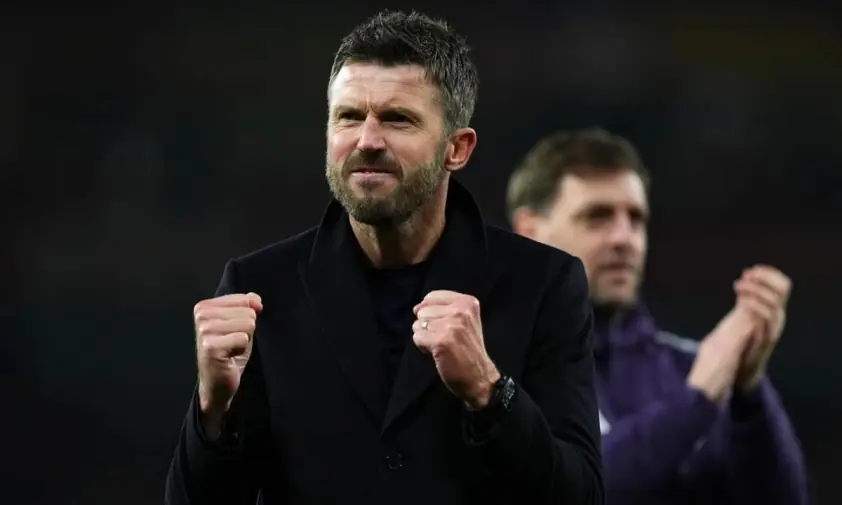 Chuyển nhượng MU 27/1: Carrick chính thức làm HLV? Đề xuất lương ‘khủng’ cho tiền vệ