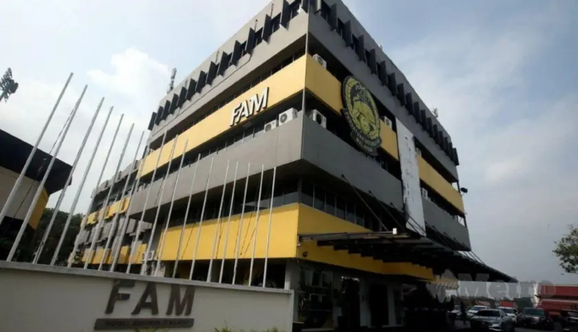 LĐBĐ Malaysia họp gấp, quyết định số phận trong chiều nay