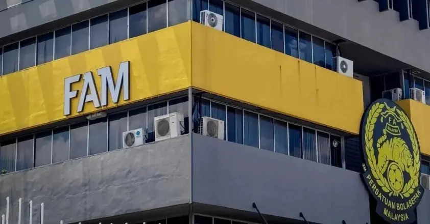 “Sếp lớn LĐBĐ Malaysia bất ngờ nhận hai án phạt nặng”