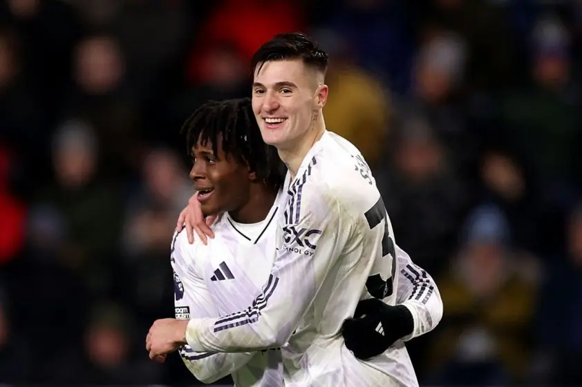 “Sesko vẫn là chân sút trẻ xuất sắc nhất châu Âu hiện nay”