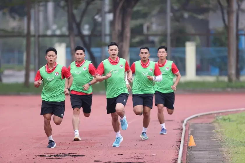 Trọng tài Việt Nam không đạt yêu cầu bài kiểm tra thể lực
