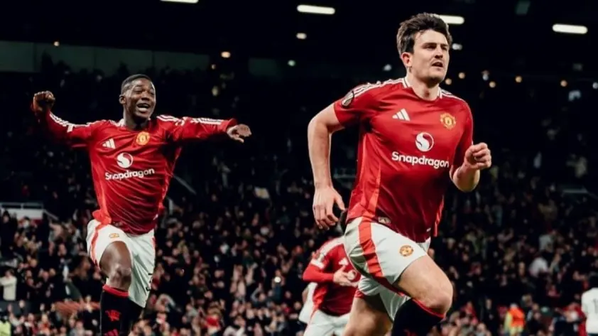 Khủng hoảng đầu tiên của Michael Carrick: Thách thức lớn!