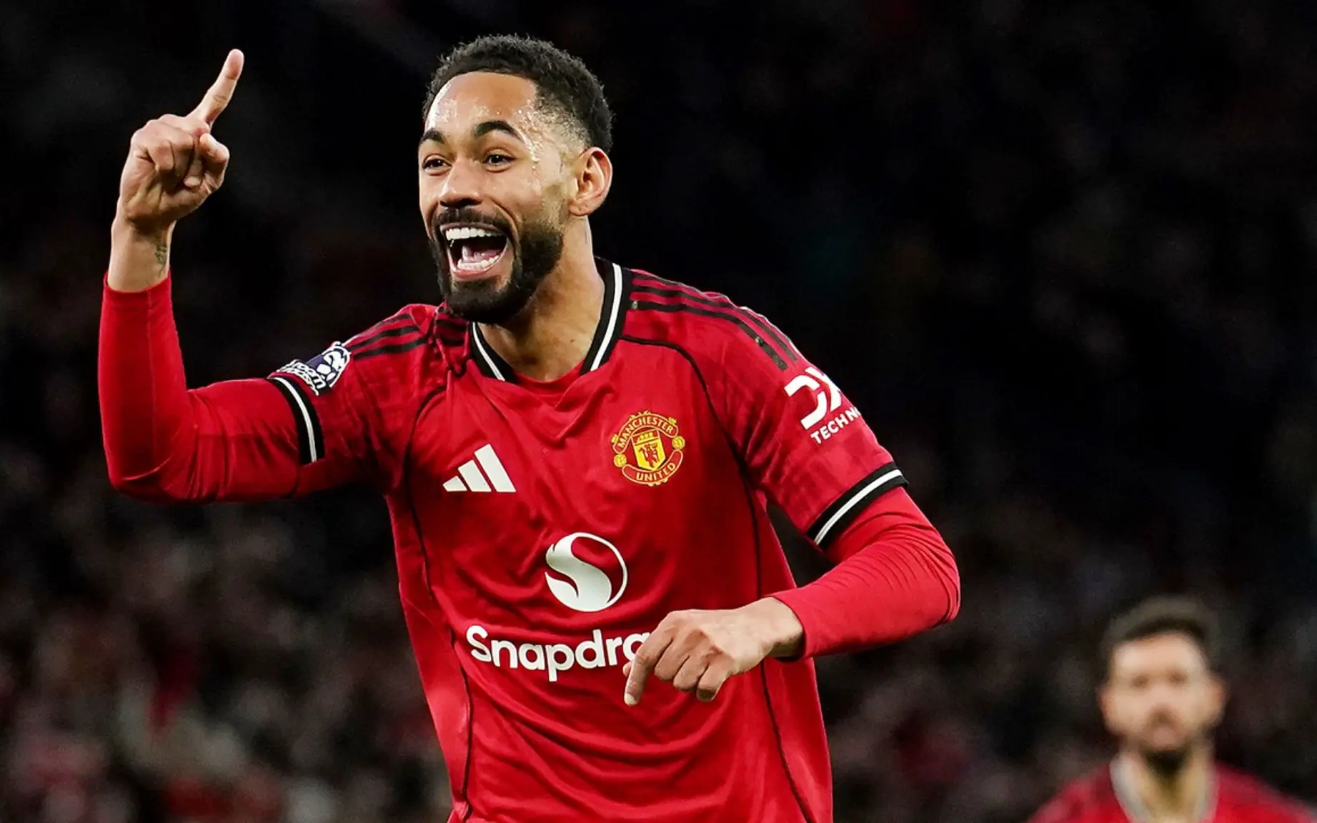 MU sa thải Amorim, Arsenal sẵn sàng chiêu mộ 3 ngôi sao mới