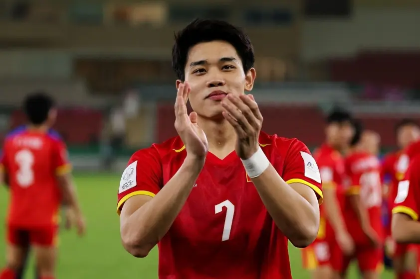 Đình Bắc và đồng đội đón tin ‘không vui’ trước trận Ninh Bình