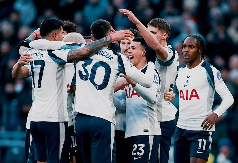 5 trận đầu của Michael Carrick tại MU: Khởi đầu tồi tệ?