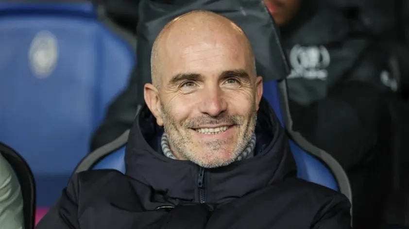 Pep Guardiola khiến Man City lo lắng về tương lai của mình