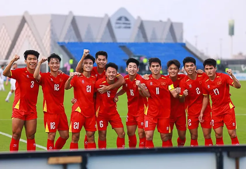 U23 Việt Nam khuấy động V-League: CAHN đối đầu Ninh Bình