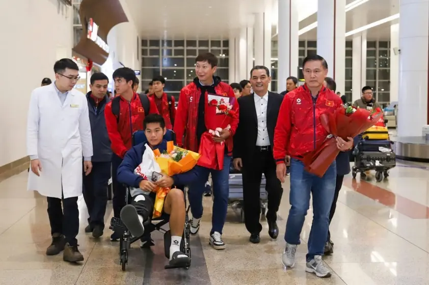 Bác sĩ Xuân Sơn có thể tiếp tục phẫu thuật cho Hiểu Minh