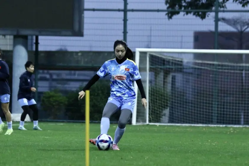 Sao trẻ ĐT nữ Việt Nam chia sẻ trải nghiệm chuyến tập huấn Trung Quốc