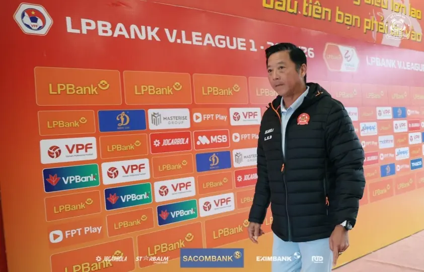 HLV Lê Huỳnh Đức chia sẻ về màn trình diễn của Việt kiều Khoa Ngô