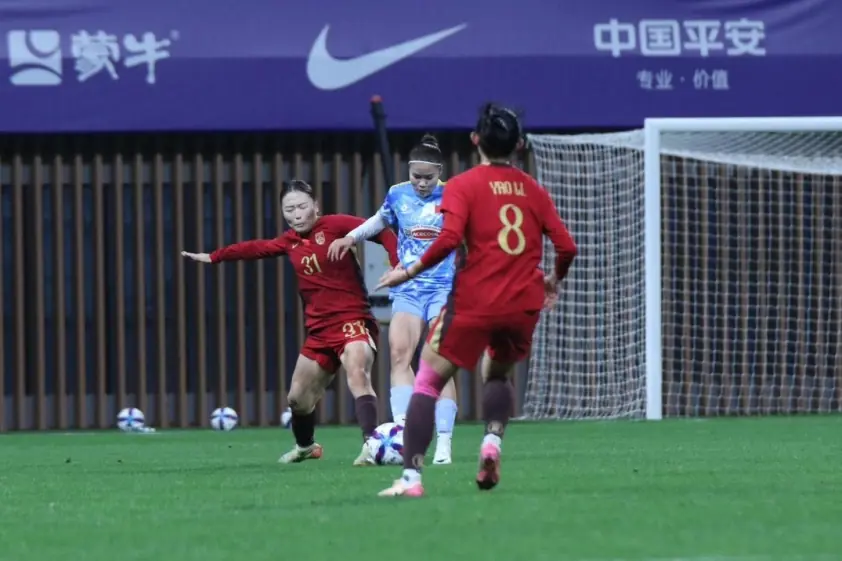 Truyền thông Trung Quốc phản ứng ra sao khi đội nhà thắng Việt Nam 2-0?