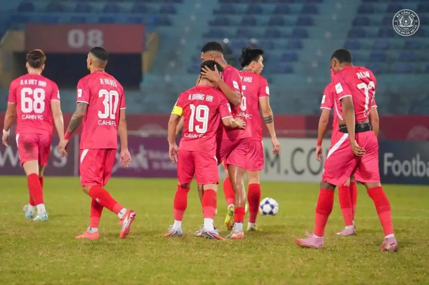 Thanh Hóa đối mặt với đội mạnh nhất V-League trong lúc khó khăn
