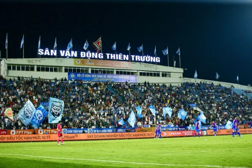 HLV ĐT Malaysia ‘yêu cầu’ cho 7 cầu thủ nhập tịch trái phép đấu Việt Nam