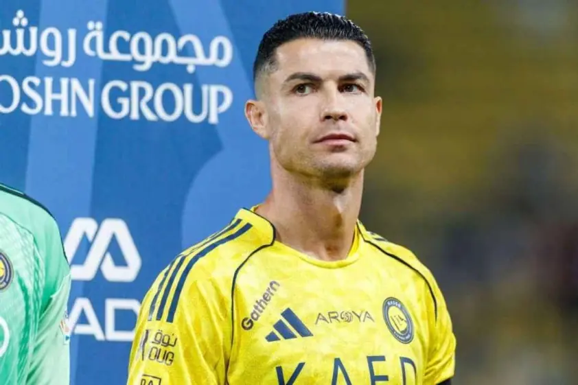 Ronaldo trở lại, Al Nassr rơi vào tình huống khó khăn ngay lập tức