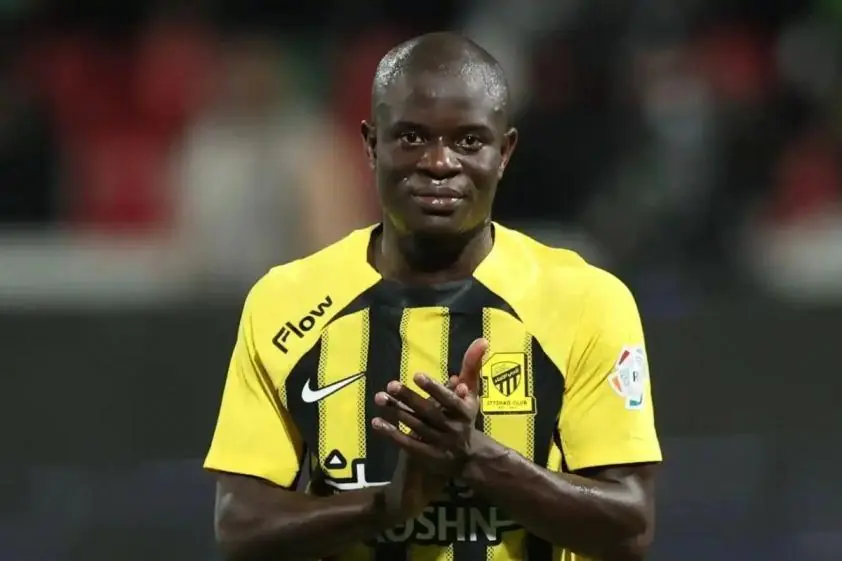 Tại sao Kanté lại quyết tâm tái xuất châu Âu?