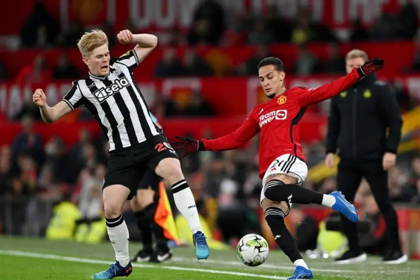 MU ‘phá két’ chiêu mộ 3 ngôi sao trẻ Ngoại hạng Anh để bứt phá