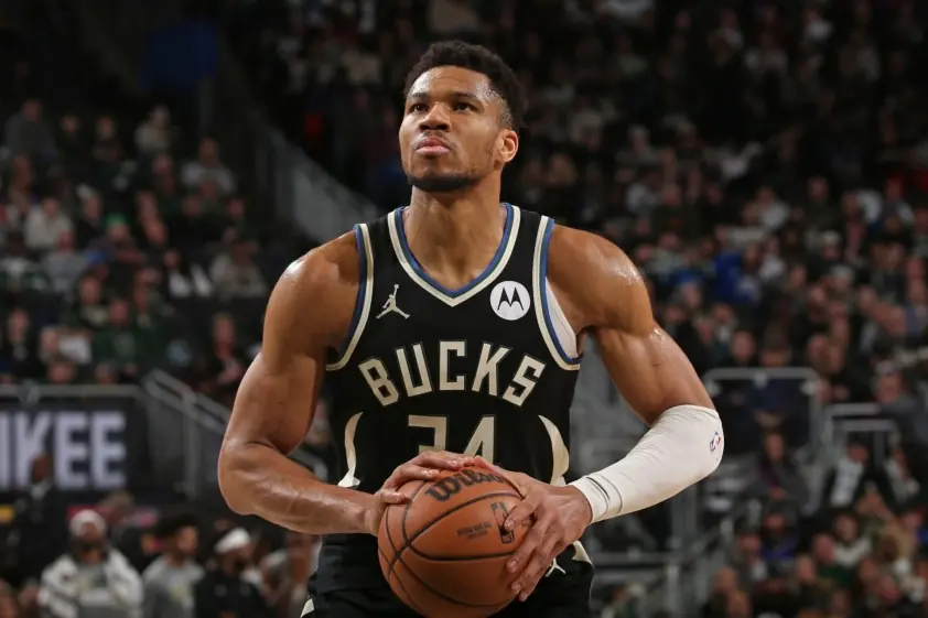 Ngôi sao 2m11 gia nhập Chelsea với vai trò cổ đông