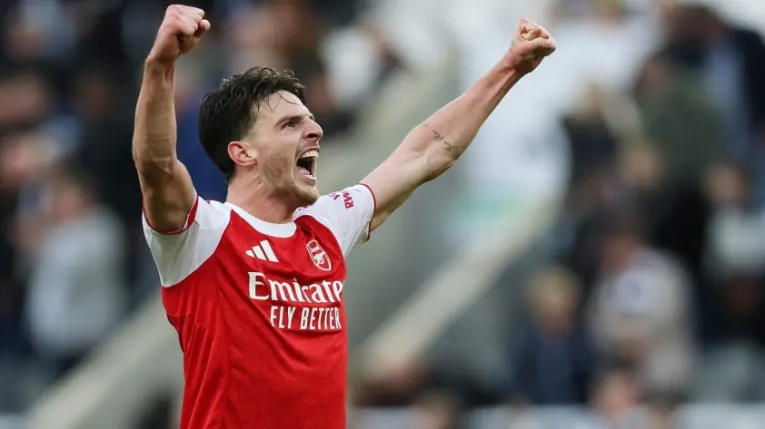 “Declan Rice lỡ lời trong hưng phấn khiến fan Arsenal bất ngờ”