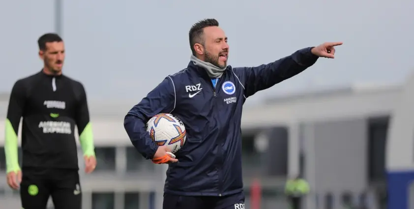 MU quyết định không chọn Carrick, chọn HLV từng thất bại ở C1