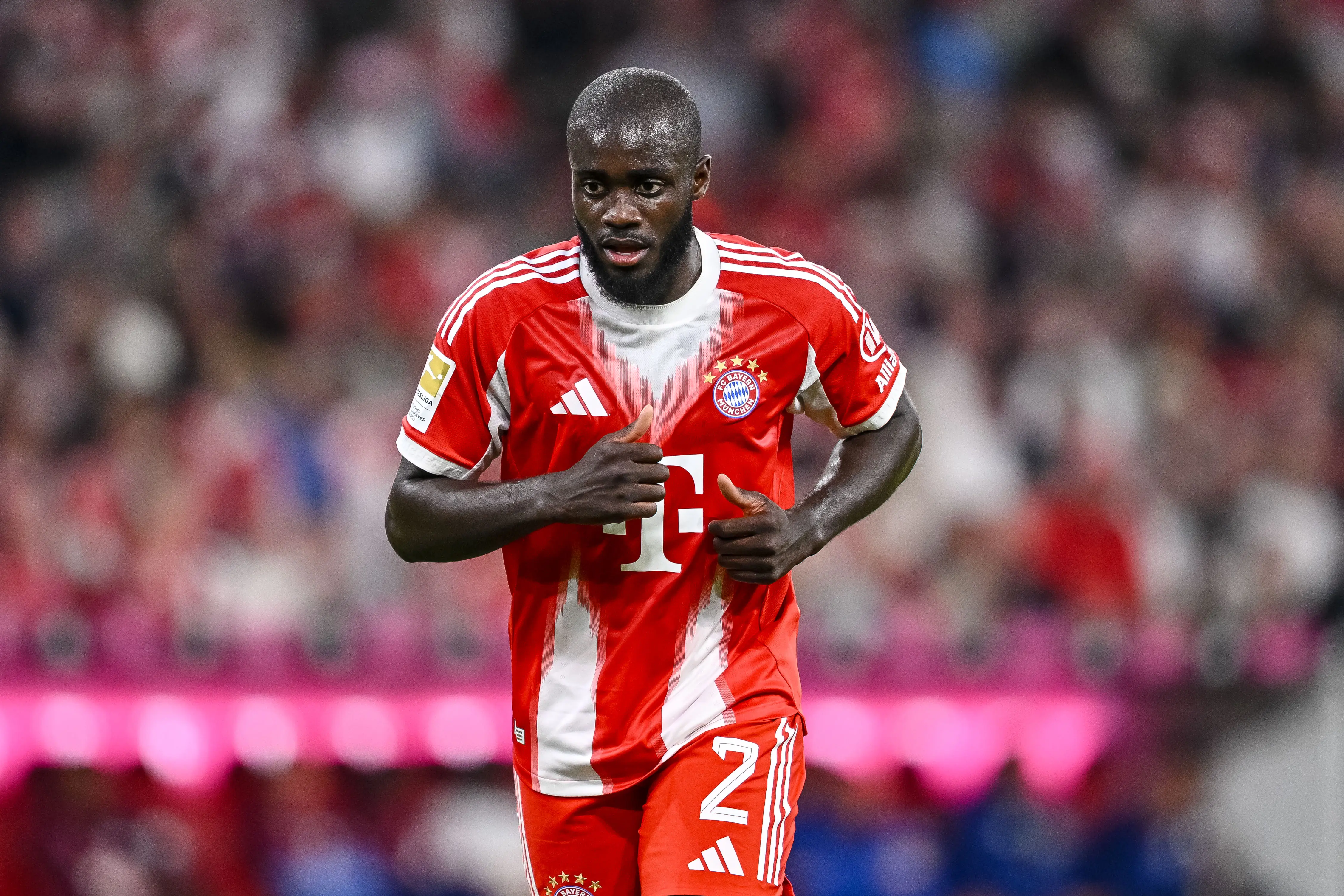 Liverpool đạt thỏa thuận với trung vệ hàng đầu nước Đức