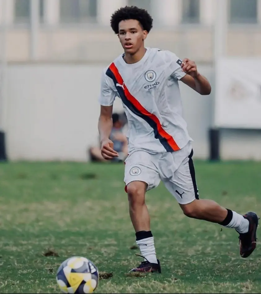 Chuyển nhượng MU 17/2: Đám đông chấn động Mac Allister, tiễn Sir Jim Ratcliffe?