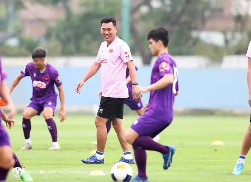 Cựu HLV U20 Việt Nam bất ngờ nhận lời dẫn dắt đội bóng ở V-League