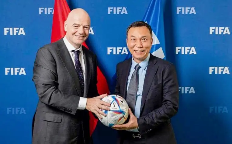 FIFA tặng thơ và hình ảnh Trung Kiên chúc Tết bóng đá Việt Nam