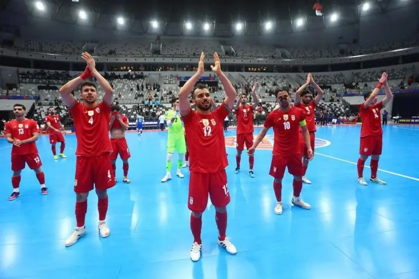 Iran dẫn đầu futsal châu Á, chờ đợi Indonesia ở chung kết