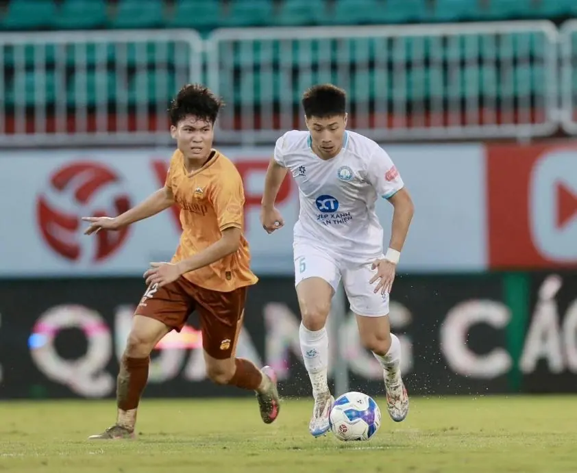 ‘HAGL gọi ‘sát thủ’ 1m81 lên U21 Việt Nam: Điều gì đang chờ đón?’