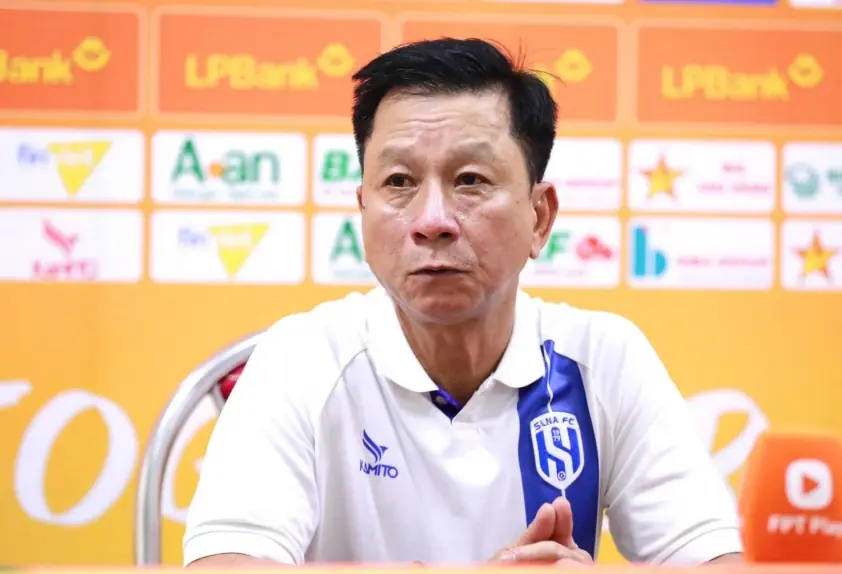 HLV Văn Sỹ Sơn chỉ ra nguyên nhân SLNA thua 1-3 trước Hà Nội