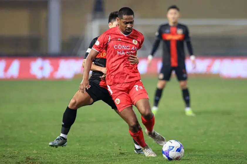 V-League trở lại nhưng lại nghỉ tiếp vì Tết Nguyên Đán